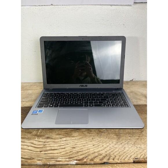 ASUS X540L laptop computer 19V Notebook PC UNTESTED READ
